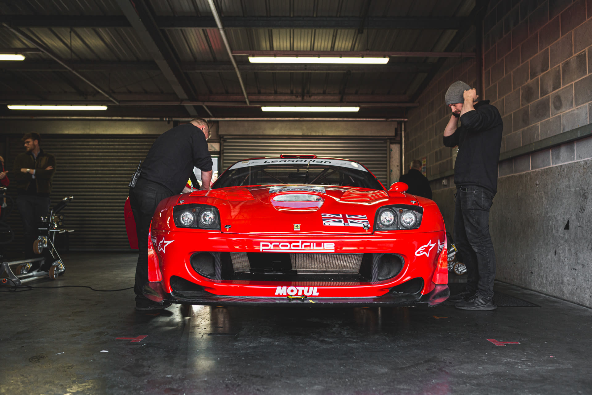 Ferrari_550_Prodrive_CRD01_Don